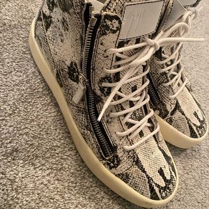 Authentic Men’s Giuseppe sneakers